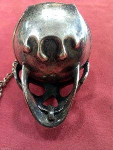 Antique skull watch (15)